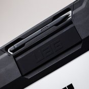 UAG Scout käsihihnalla Microsoft Surface Pro 1st Edition 12" -laitteelle - Musta
