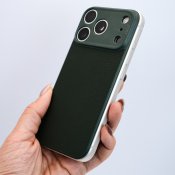 Süti NanoLeather PhoneBack för iPhone 18 Pro Max - Siciliansk oliv