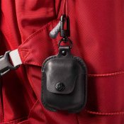 Twelve South AirSnap för AirPods – Skyddsfodral i äkta läder med klämma – Cognac