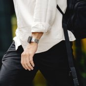 KeyBudz Spectra -sarjan Apple Watch -ranneke (Large) - Ruostumaton teräs