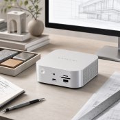 Satechi Thunderbolt 5 CubeDock™ SSD-kotelolla varustettuna