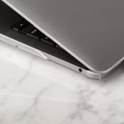 Moshi iGlaze för MacBook Pro 13-tum