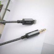 Moshi Integra™ Aux till Lightning-kabel 1,2 m