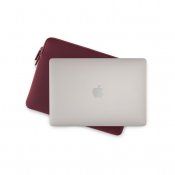 Pipetto Classic Fit Sleeve för MacBook Pro 14/Air 13.6 - Vinröd