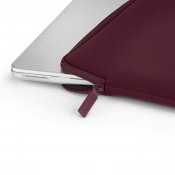 Pipetto Classic Fit Sleeve for MacBook Neo - Burgundy