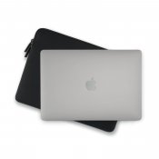 Pipetto Classic Fit-hylster til MacBook Neo - Sort