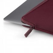 Pipetto Classic Fit Sleeve for MacBook Neo - Burgundy