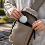 Satechi OntheGo™ 5-i-1 multiportadapter til MacBook Neo - Sølv