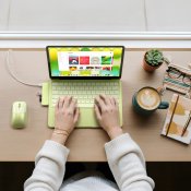 Satechi USB-C Snap Hub for MacBook Neo - Sitrus