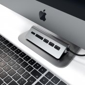 Satechi USB-C Aluminum USB Hub & Card Reader - Space Grey