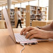 Satechi USB-C Snap Hub MacBook Neolle - Poskipuna