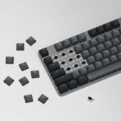 Satechi SM3 Slim mekanisk baggrundsbelyst Bluetooth-tastatur med US-engelsk layout - Mørk