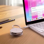 Satechi OntheGo™ 5-i-1-multiportadapter til MacBook Neo - Blush