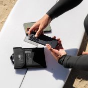 UAG Dryout Phone Rescue Pouch -kosteudenpoistopussi puhelimelle - Musta